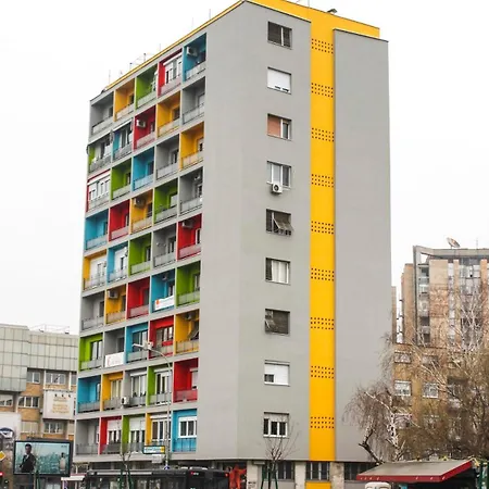In The City Center Apartment *